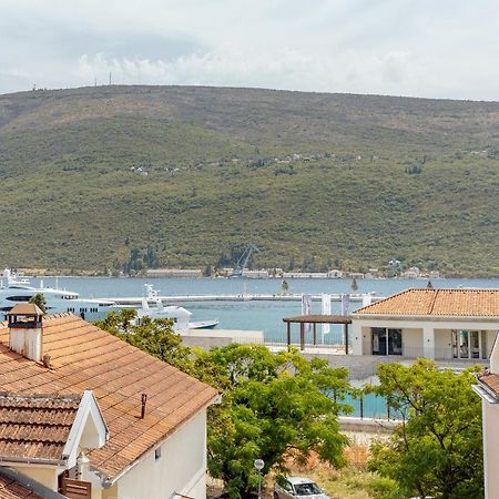 Apartments Villa Swissmonte Herceg Novi Esterno foto