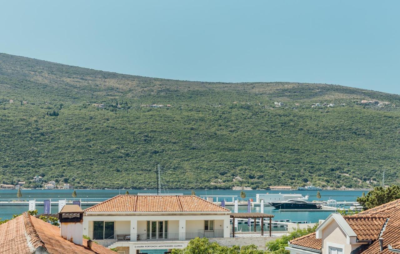 Apartments Villa Swissmonte Herceg Novi Esterno foto