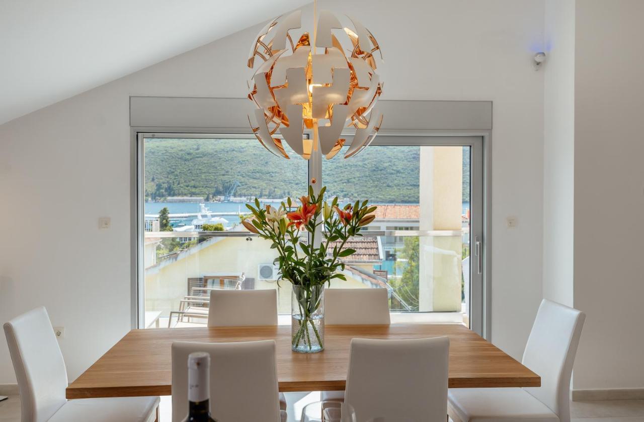 Apartments Villa Swissmonte Herceg Novi Esterno foto